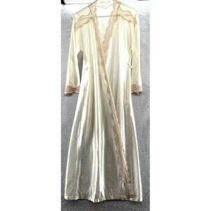 VTG Tom Bezduda Robe Womens Petite Barad Robe Off White with Lace Trim
